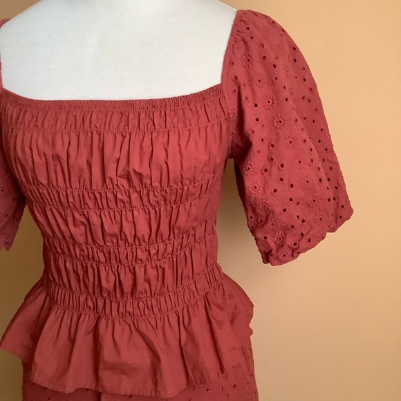 MEXX 2-Piece Smocked Peplum Eyelet Puff Sleeve Shorts Set Size M - Picture 5 of 16